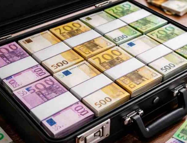 Efektīvāk apkaros karteļus