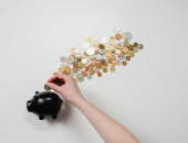 Jūlijā mazumtirdzniecības apgrozījums samazinājās par 2,5%