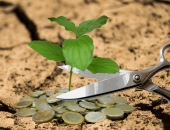 Valsts pamatbudžetā deficīts aug