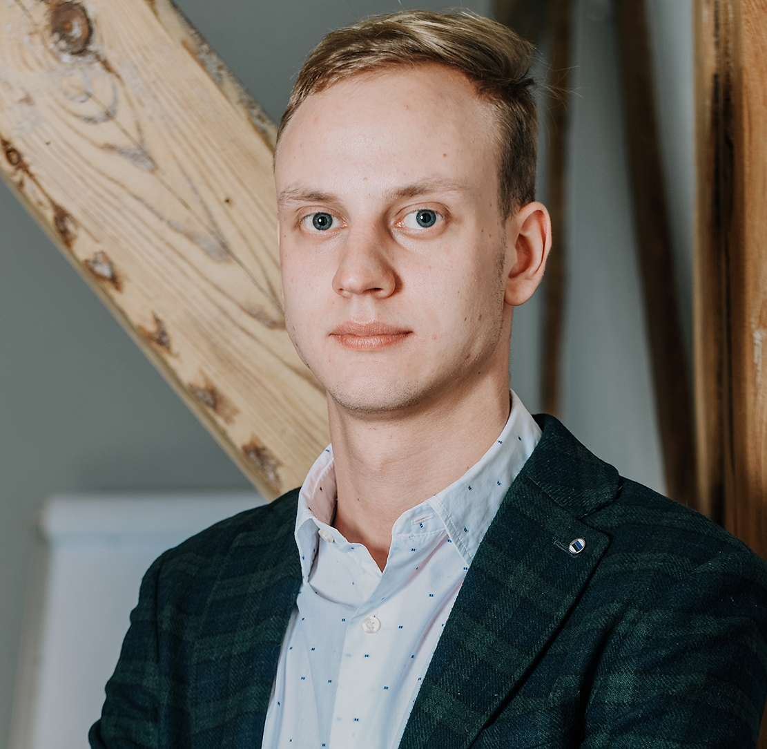Deniss Buharinskis