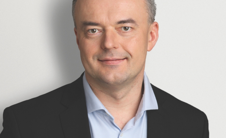 Krīze vienlaikus sākas un beidzas