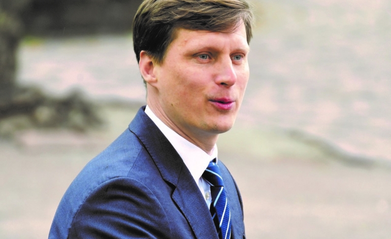 Kas apzog valsti, apzog pats sevi