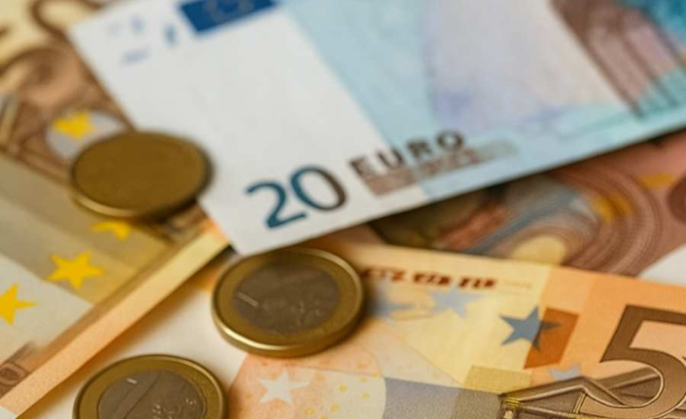 Patērētāju kreditēšanas licences saņemšana kļūs vienkāršāka